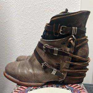 Freebird crue size 7 boots